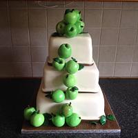 tumbling apples wedding cake