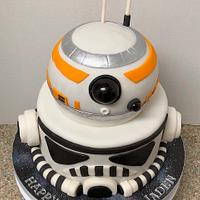Star Wars Stormtrooper and BB8 cake