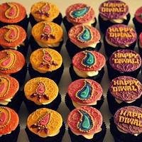 Diwali rangoli cupcakes...