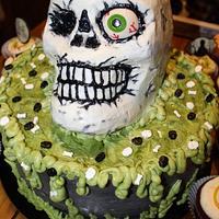 Skull cake in buttercream