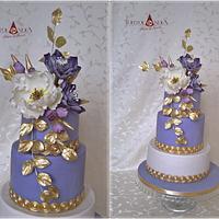 Elegant flowers cake
