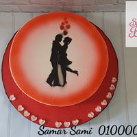 Couple silhoutte and hearts airbrushed cake