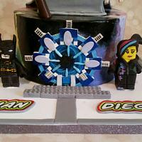 Lego Dimensions Icing Smiles Cake