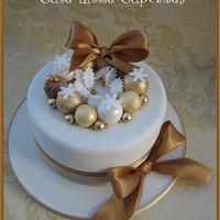 Gold Christmas Cake