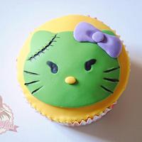 Hello Kitty Halloween Cupcake