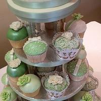 Vintage wedding cupcake tower