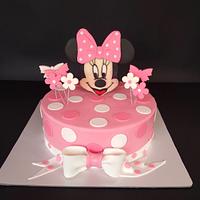Minnie mouse cakes 
