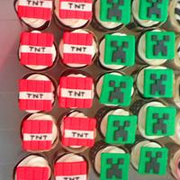 Minecraft Cake and cupcakes