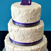 Ivory and Lace Wedding Cake