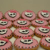monster high cookies and cake pops