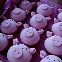 Percy Pig cupcakes
