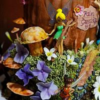Tinker and the pixies of pixie hollow