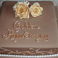 Golden Anniversary Cake with roses