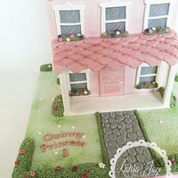 Vintage Dolls House Cake