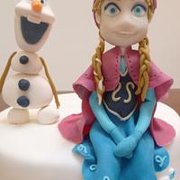 Anna and Olaf cake