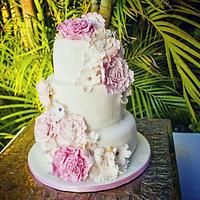 Romantic country wedding style cake