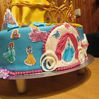 Princesses Birthday cake