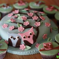 Love Owl Cake and Cupcakes