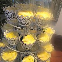 Cupcakes wedding cake