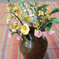 Sweet peas, lily of the valley, forsythia