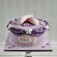 Ballet cake with point shoes