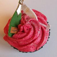 Raspberry Cupcakes with Champagne Butter Cream