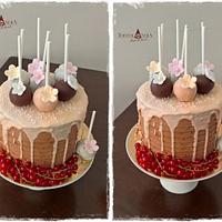 Wedding cake with cake pops