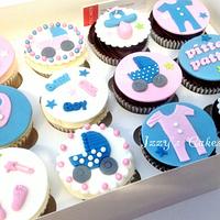 Pitter patter baby shower cupcakes