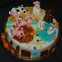 animals on cake