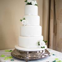Rose, freesia and fern classic wedding cake