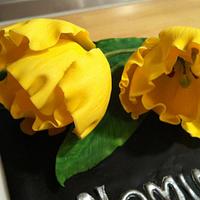 Gift Box cake with yellow tulips