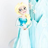 Frozen Castle Cake & Elsa