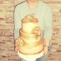 Wedding watercolor gold cake