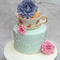 Edible Vintage Teacup Cake