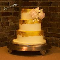 Gold leaf wedding cake