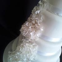 5 tiers with sugar paste roses