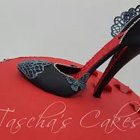 Red hatbox shoe cake