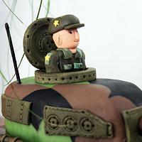 Army tank cake