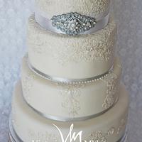 6-tiered lace wedding cake