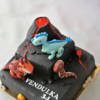 Dragon mania cake