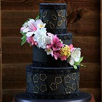 Black wedding cake - Decorated Cake by beth - CakesDecor