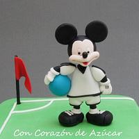 Mickey Mouse soccer player - Mickey Mouse futbolista