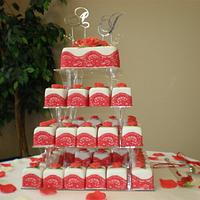 RED ROSES WEDDING CAKE