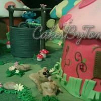 Smurf village cake