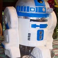 R2D2- robot cake