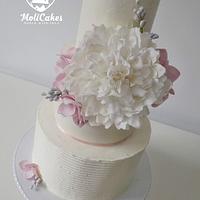 Cream wedding cake I.