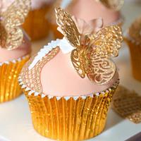 Butterflies and birds lace cupcakes