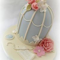 Vintage Birdcage Cake 
