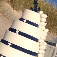 Wedding cake with pops 