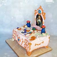 Marie Antoinete Jewelry Box Cake